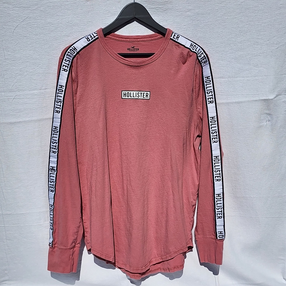 Hollister--Rare-Men's--Size Large--Shoulder Detail-Long Sleeved-T-Shirt--Salmon